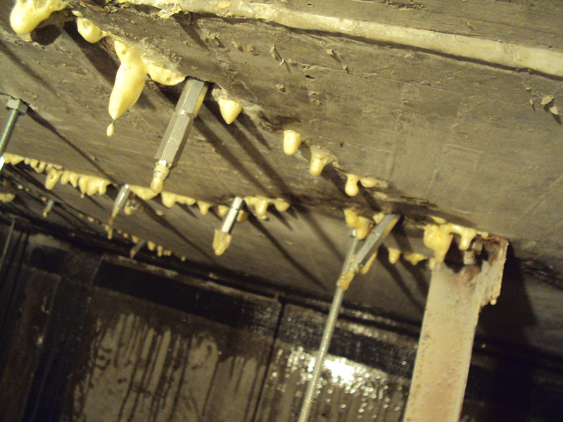 飄窗防水之變形縫注漿堵漏展示